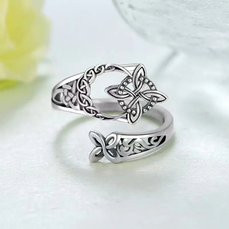 【Compra 1 y llévate 1 gratis】Anillo de nudo celta de plata S925 con